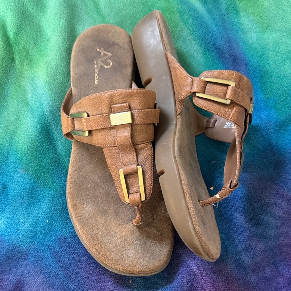 A2 by Aerosoles Tan Buckle Sandals Size 10
